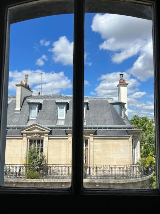 Votre Pied-A-Terre En Plein Paris Apartment Exterior photo